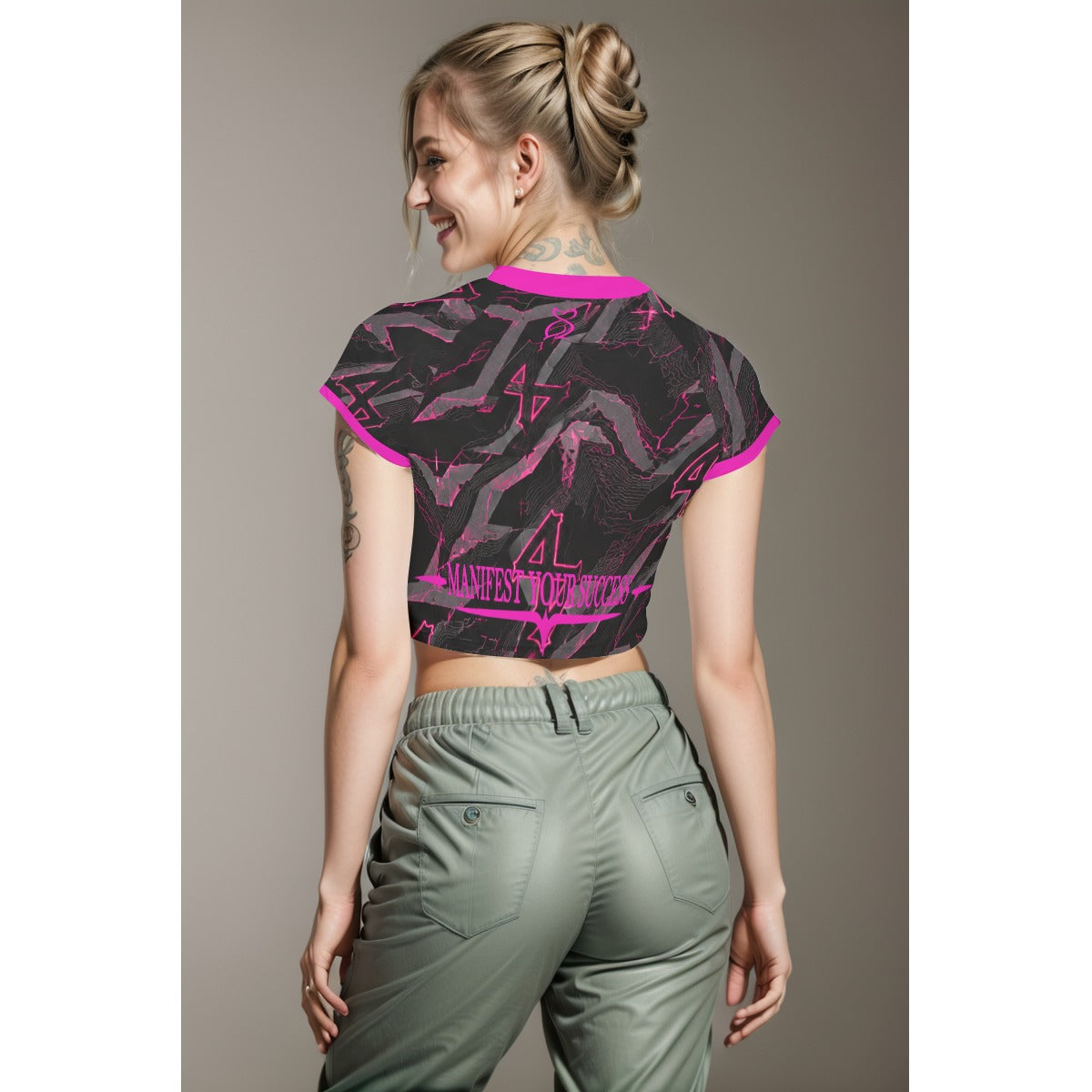 LCC WIZARD RADDISH Women's Raglan Cropped T-shirt