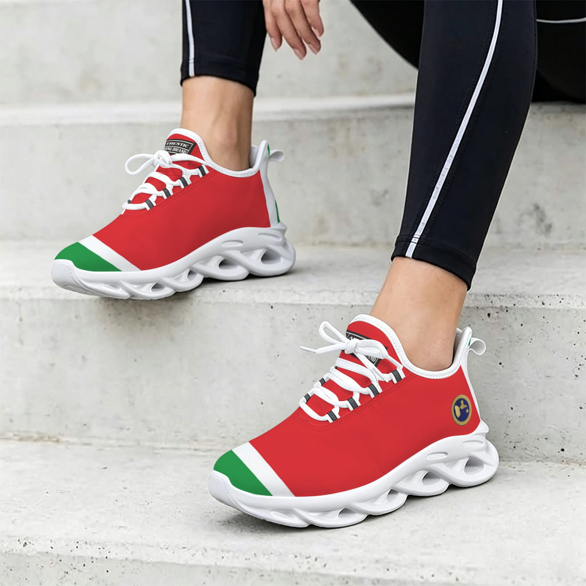GUADELOUPE Women's Twisted Sole Sneakers