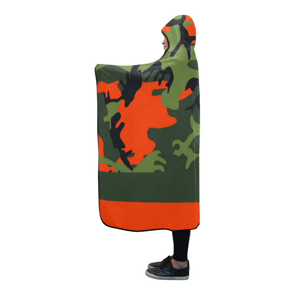 CAMOUFLAGE Hooded Blanket 80''x56"