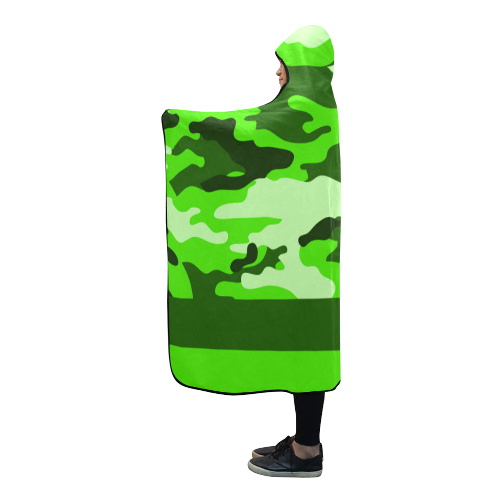 CAMOUFLAGE Hooded Blanket 80''x56"